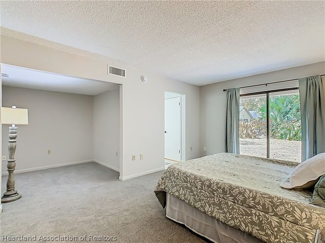 1821 Village Court, Mulberry, FL 33860