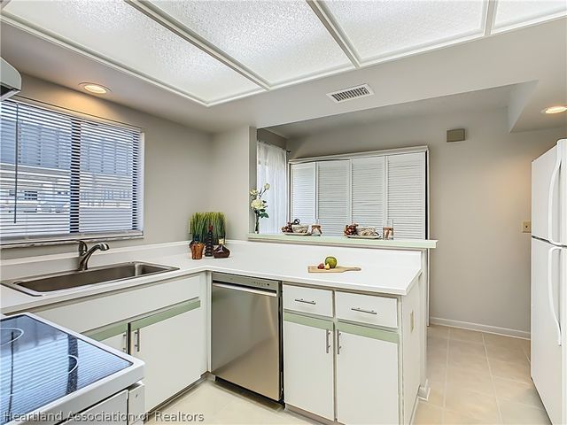 1821 Village Court, Mulberry, FL 33860