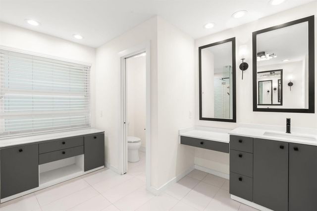 1254 NW 102nd Way, Coral Springs, FL 33071