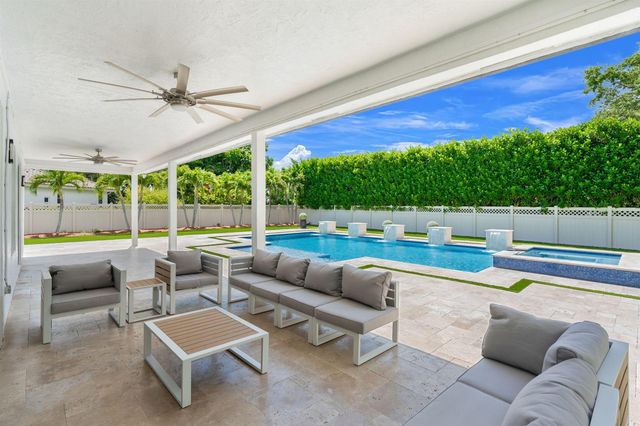 1254 NW 102nd Way, Coral Springs, FL 33071