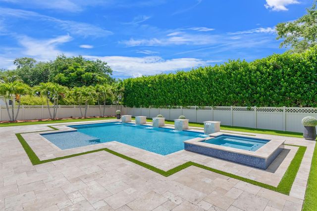 1254 NW 102nd Way, Coral Springs, FL 33071