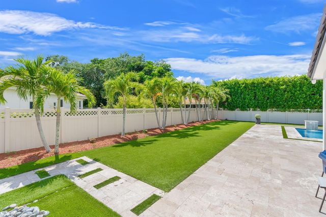 1254 NW 102nd Way, Coral Springs, FL 33071
