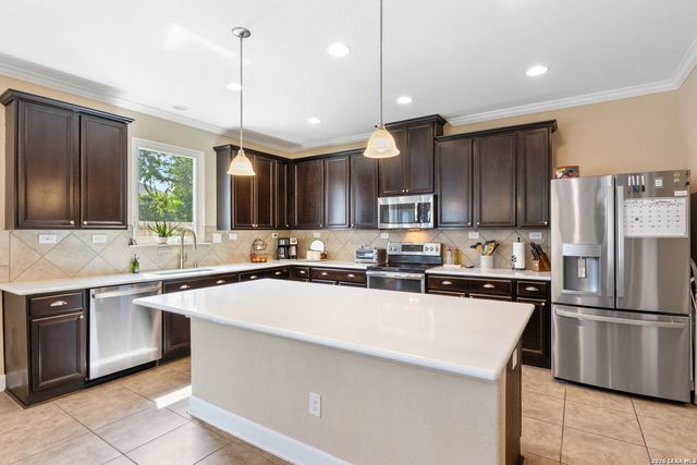 13050 Geyser Peak, San Antonio, TX 78253