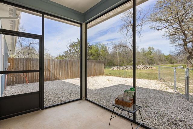 409 Cleveland Road, Granbury, TX 76049