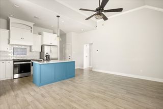 409 Cleveland Road, Granbury, TX 76049