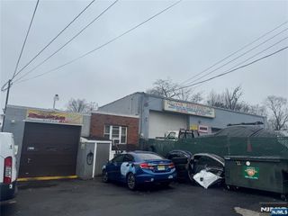 27 North Street, Bergenfield, NJ 07621
