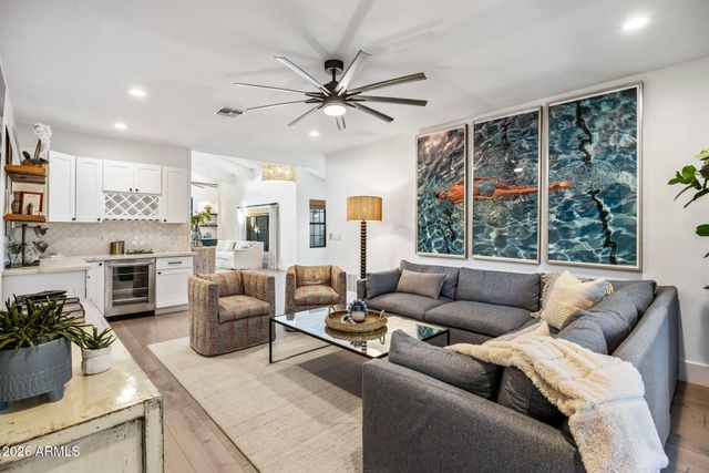 22012 N 84TH Place, Scottsdale, AZ 85255