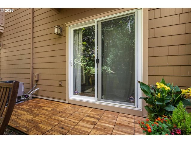 10271 Nw ALDER GROVE Ln, Portland, OR 97229