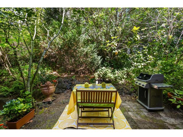 10271 Nw ALDER GROVE Ln, Portland, OR 97229