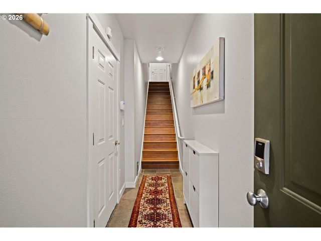 10271 Nw ALDER GROVE Ln, Portland, OR 97229