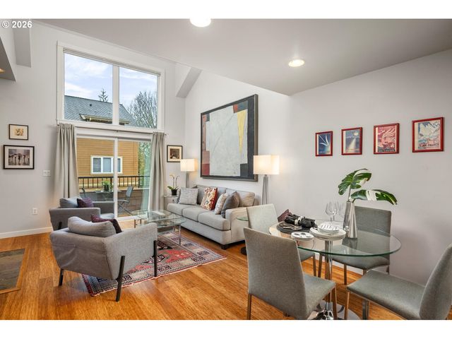 10271 Nw ALDER GROVE Ln, Portland, OR 97229