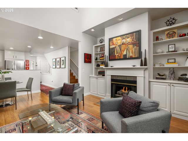 10271 Nw ALDER GROVE Ln, Portland, OR 97229