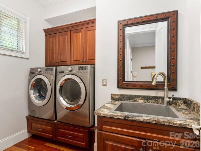 80 Highlander Falls Way, Zirconia, NC 28790