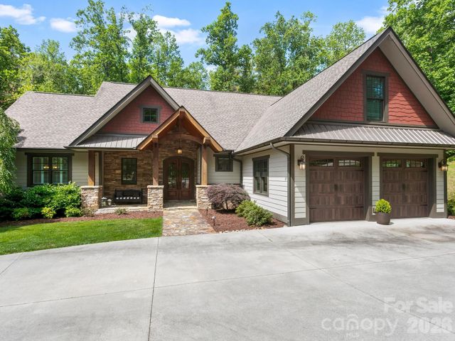 80 Highlander Falls Way, Zirconia, NC 28790