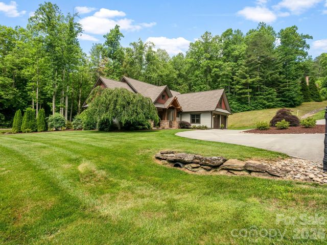 80 Highlander Falls Way, Zirconia, NC 28790