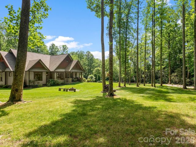 80 Highlander Falls Way, Zirconia, NC 28790