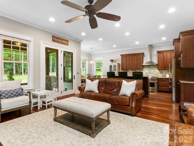 80 Highlander Falls Way, Zirconia, NC 28790