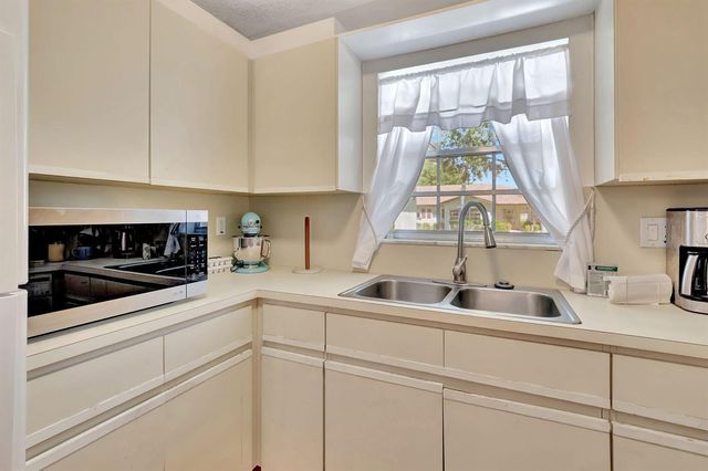 14110 Nesting Way A, Delray Beach, FL 33484