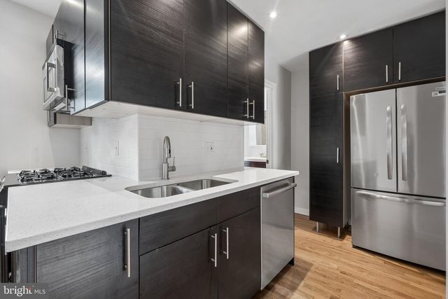 2305 GRAYS FERRY AVE, Philadelphia, PA 19146