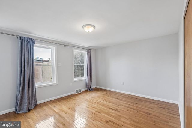 2305 GRAYS FERRY AVE, Philadelphia, PA 19146
