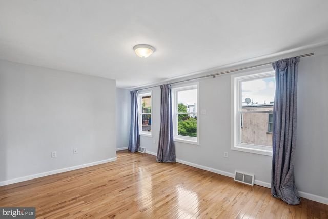 2305 GRAYS FERRY AVE, Philadelphia, PA 19146