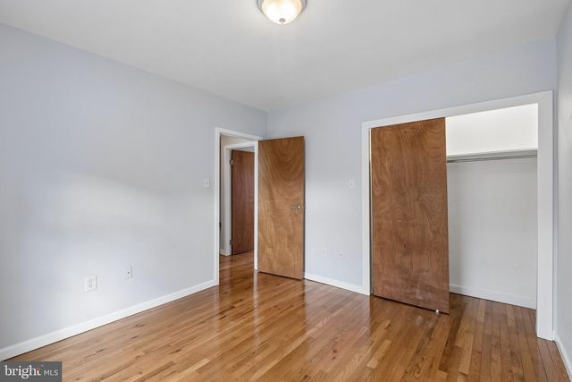 2305 GRAYS FERRY AVE, Philadelphia, PA 19146