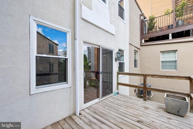2305 GRAYS FERRY AVE, Philadelphia, PA 19146