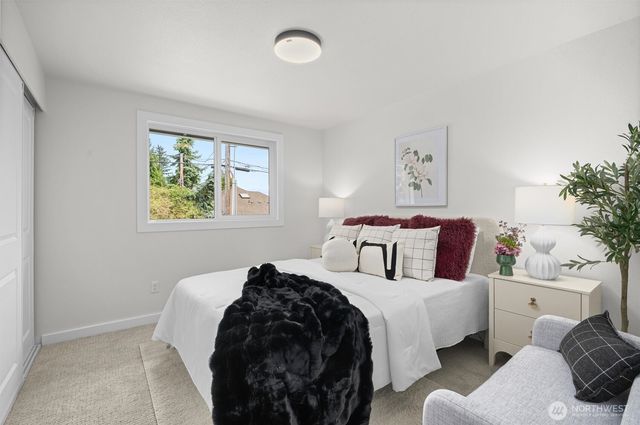 15328 56th Avenue W, Edmonds, WA 98026