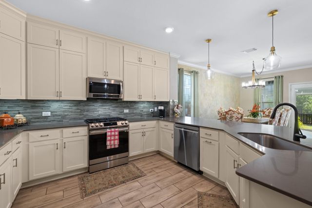 1212 Euless LN, Leander, TX 78641