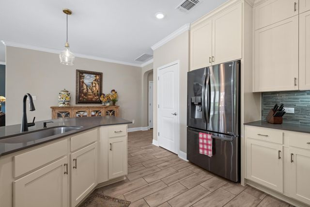 1212 Euless LN, Leander, TX 78641