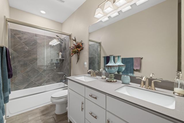 1212 Euless LN, Leander, TX 78641