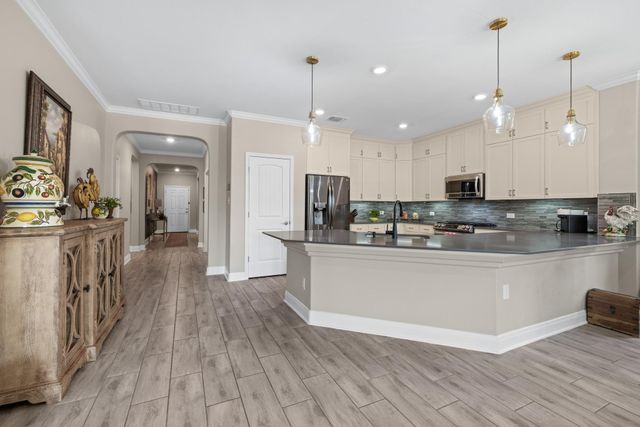 1212 Euless LN, Leander, TX 78641
