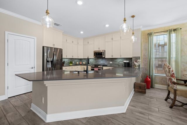 1212 Euless LN, Leander, TX 78641