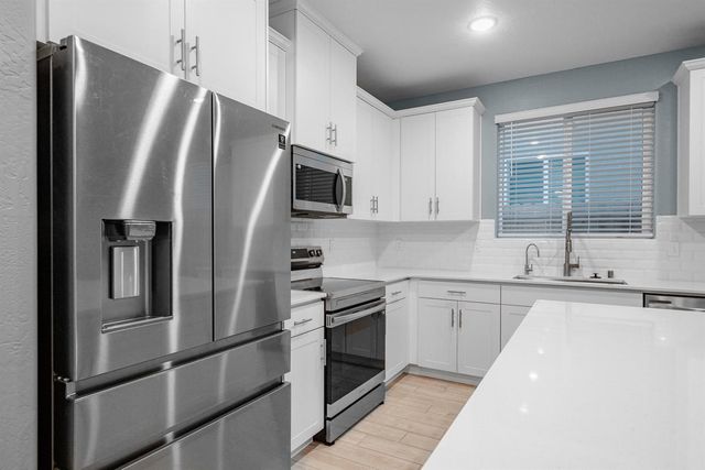 141 Reunion Way S, Madera, CA 93636