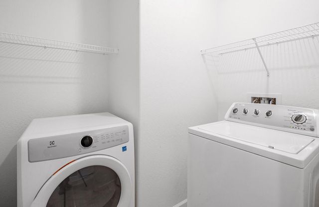 141 Reunion Way S, Madera, CA 93636