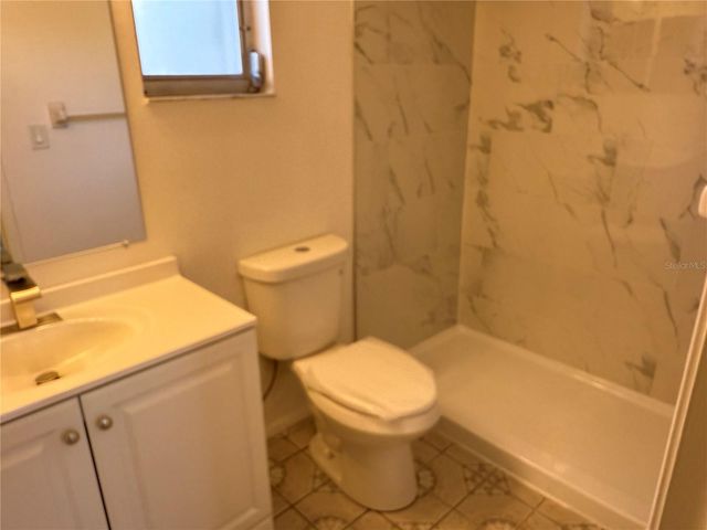 2826 SWIFTON DRIVE 114, Sarasota, FL 34231