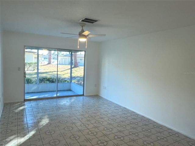 2826 SWIFTON DRIVE 114, Sarasota, FL 34231