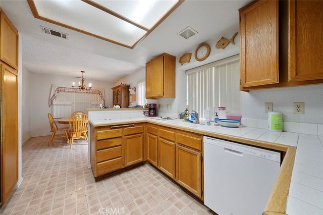 10217 Mount Shasta, Hesperia, CA 92345