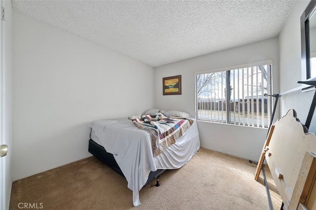 10217 Mount Shasta, Hesperia, CA 92345