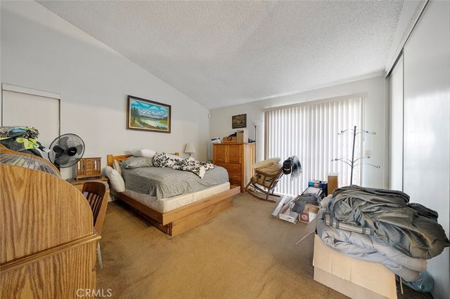 10217 Mount Shasta, Hesperia, CA 92345