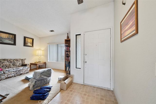 10217 Mount Shasta, Hesperia, CA 92345