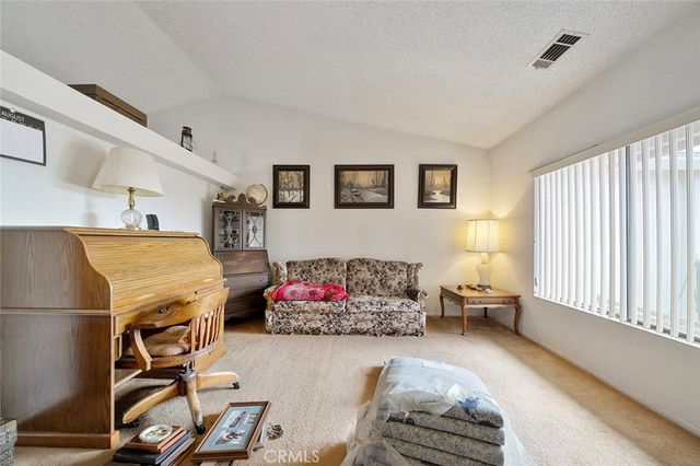 10217 Mount Shasta, Hesperia, CA 92345