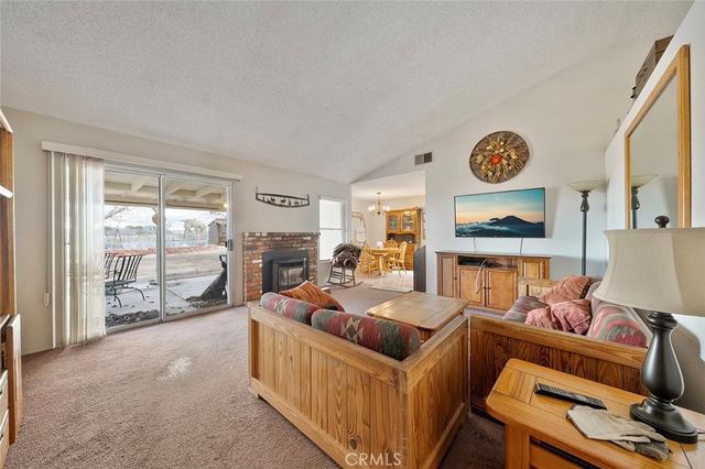 10217 Mount Shasta, Hesperia, CA 92345