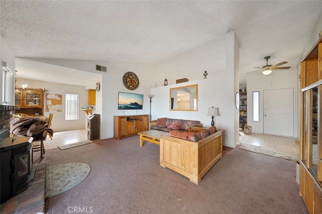 10217 Mount Shasta, Hesperia, CA 92345