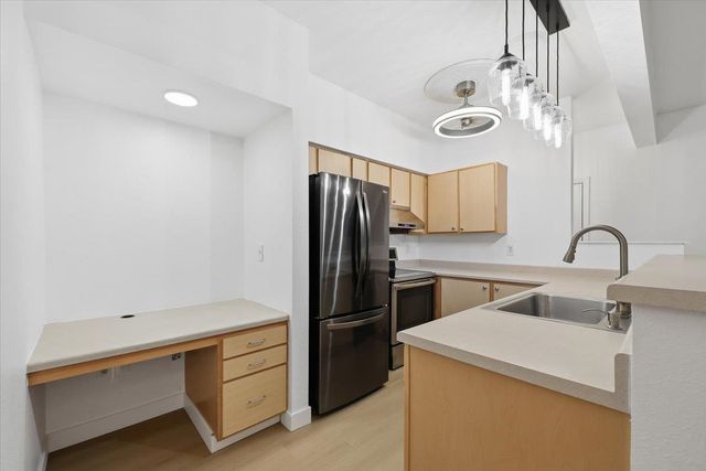 22855 E Country Vista Dr, Liberty Lake, WA 99019