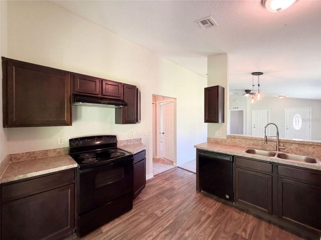 705 5TH STREET, Wildwood, FL 34785