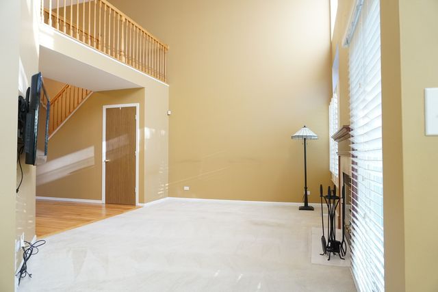 172 Crescent Lane, Schaumburg, IL 60193