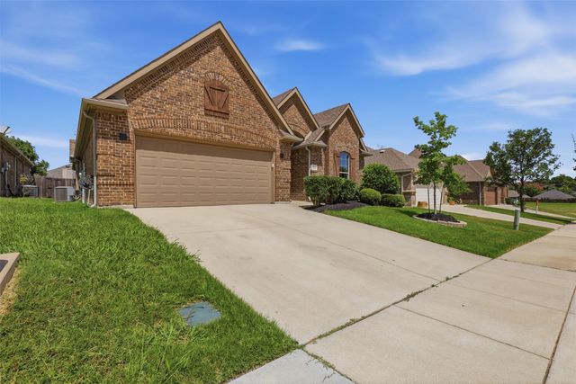 5217 Cross Plains Court, Fort Worth, TX 76126