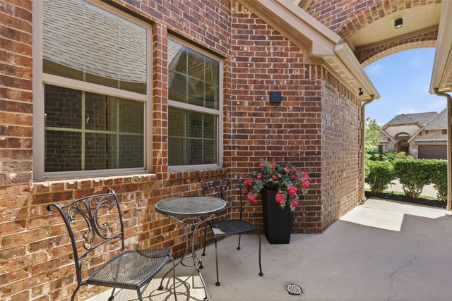 5217 Cross Plains Court, Fort Worth, TX 76126