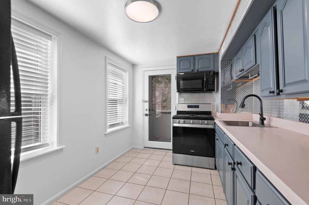 Image 13 of property listing at 620 S BETHEL ST, Baltimore, MD 21231